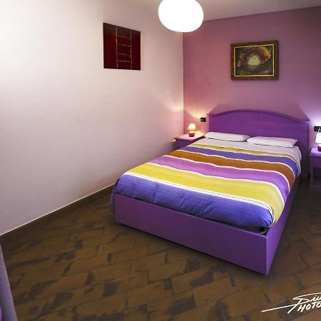 Bed and Breakfast La Folaga Gavirate Exterior foto