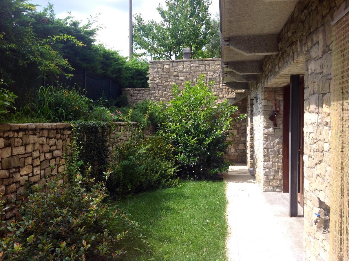 Bed and Breakfast La Folaga Gavirate Exterior foto