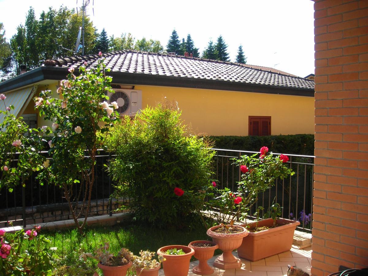 Bed and Breakfast La Folaga Gavirate Exterior foto