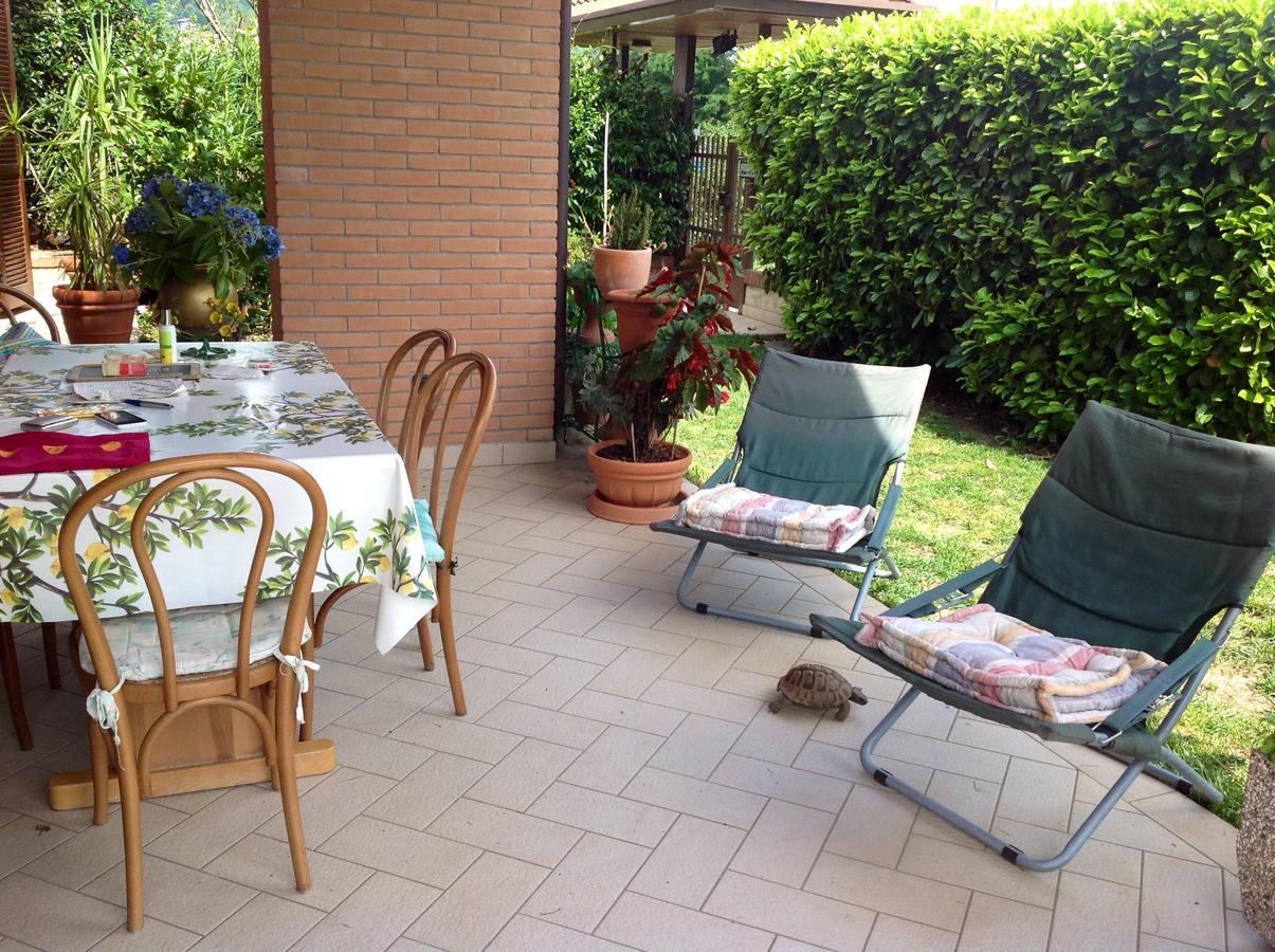 Bed and Breakfast La Folaga Gavirate Exterior foto