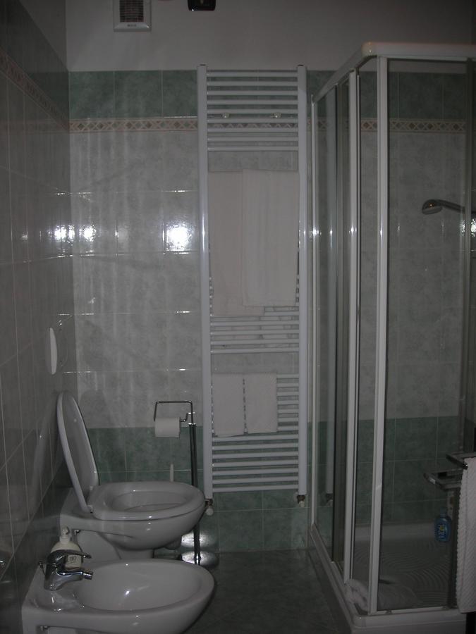 Bed and Breakfast La Folaga Gavirate Exterior foto