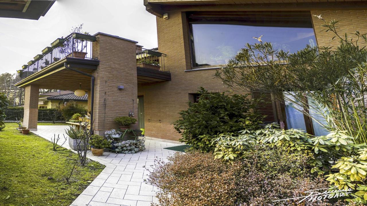 Bed and Breakfast La Folaga Gavirate Exterior foto